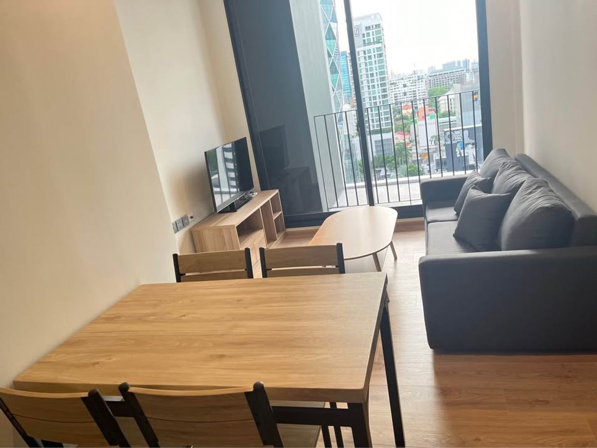 For RentCondoAri,Anusaowaree : Rent RR836 NOBLE AROUND ARI. Beautiful room, complete furniture near the Ari BTS BTS.