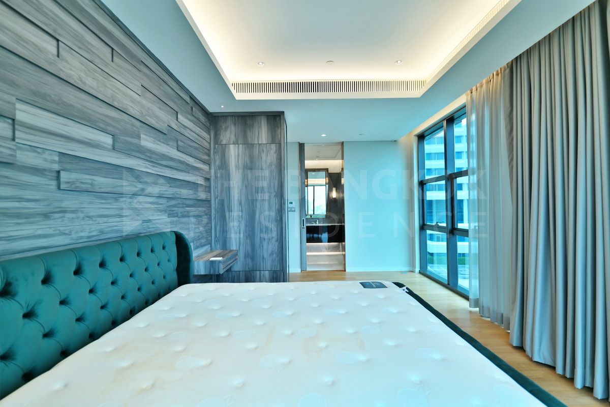 For RentCondoWitthayu, Chidlom, Langsuan, Ploenchit : 𝐄𝐱𝐩𝐞𝐫𝐢𝐞𝐧𝐜𝐞 𝐫𝐞𝐟𝐢𝐧𝐞𝐝 𝐥𝐢𝐯𝐢𝐧𝐠 at Sindhorn Tonson ✨ Elegance & Modern unit, Near BTS Chidlom