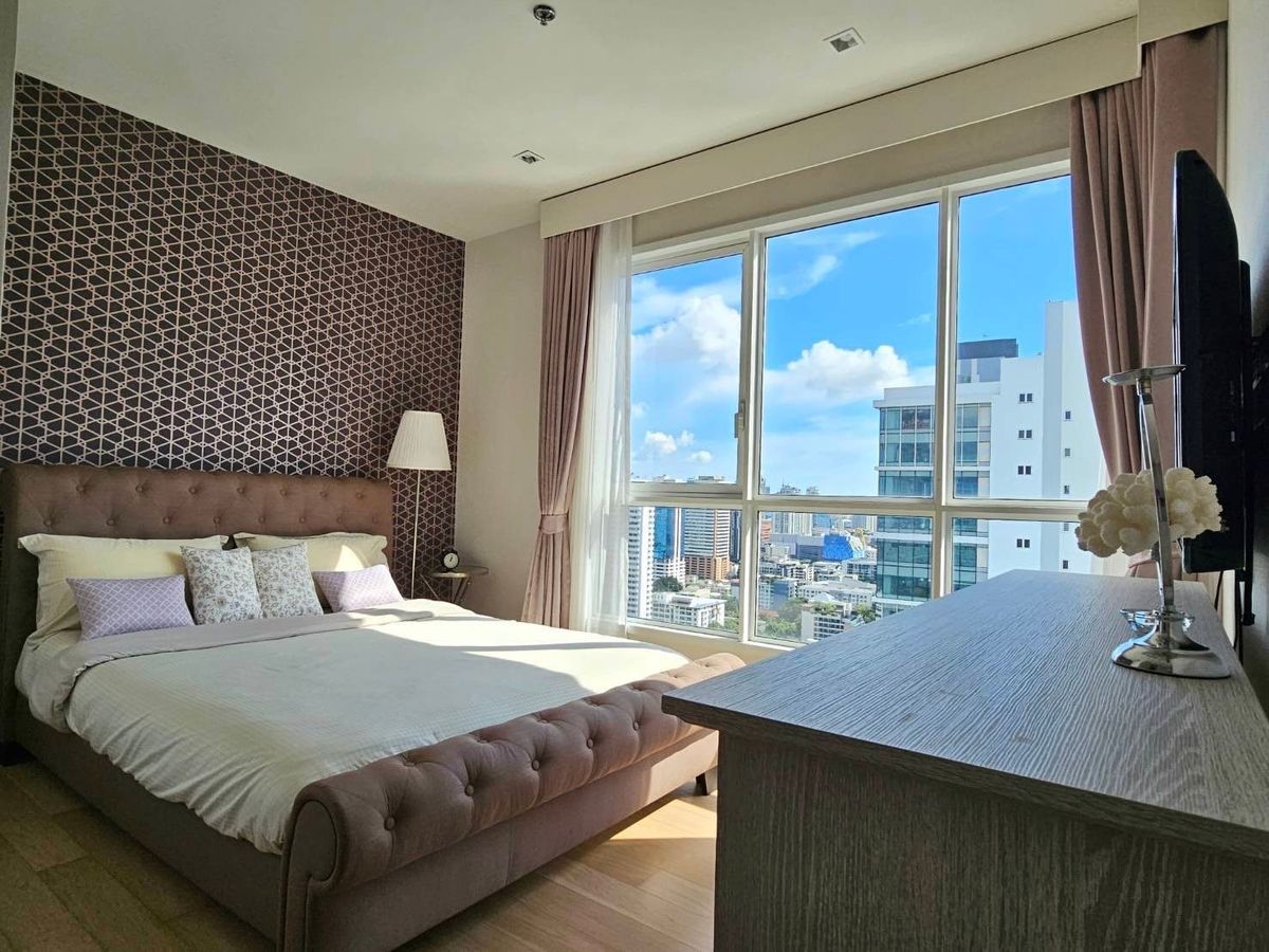 For RentCondoSukhumvit, Asoke, Thonglor : For Rent 1 Bed 1 Bath Condo  Noble Refine