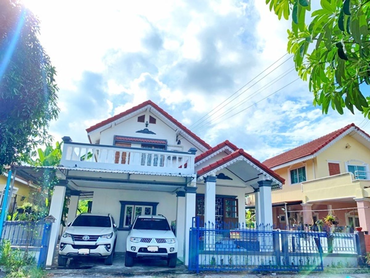 ให้เช่าบ้านระยอง : ทับมา คฤหาสน์ให้เช่าบ้านเดี่ยว 55ตรว. บิ๊กซี แหลมทอง 2.8 กม.255ตรม. เซ็นทรัลพลาซ่า หาดแสงจันทร์ 4กม.