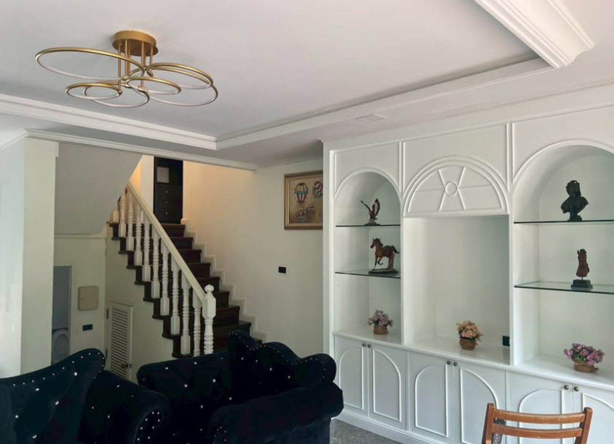 For RentHousePhutthamonthon, Salaya : Rent a waterfront house Krisada Marina, comes with Glasshouse, a private waterfront near Central Salaya.