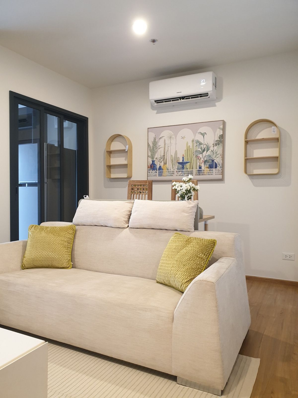 For RentCondoLadprao, Central Ladprao : 🔥 Rent The Line VIBE 🔥 📍 Near BTS five Lat Phrao Intersection 🚆 Convenient transportation