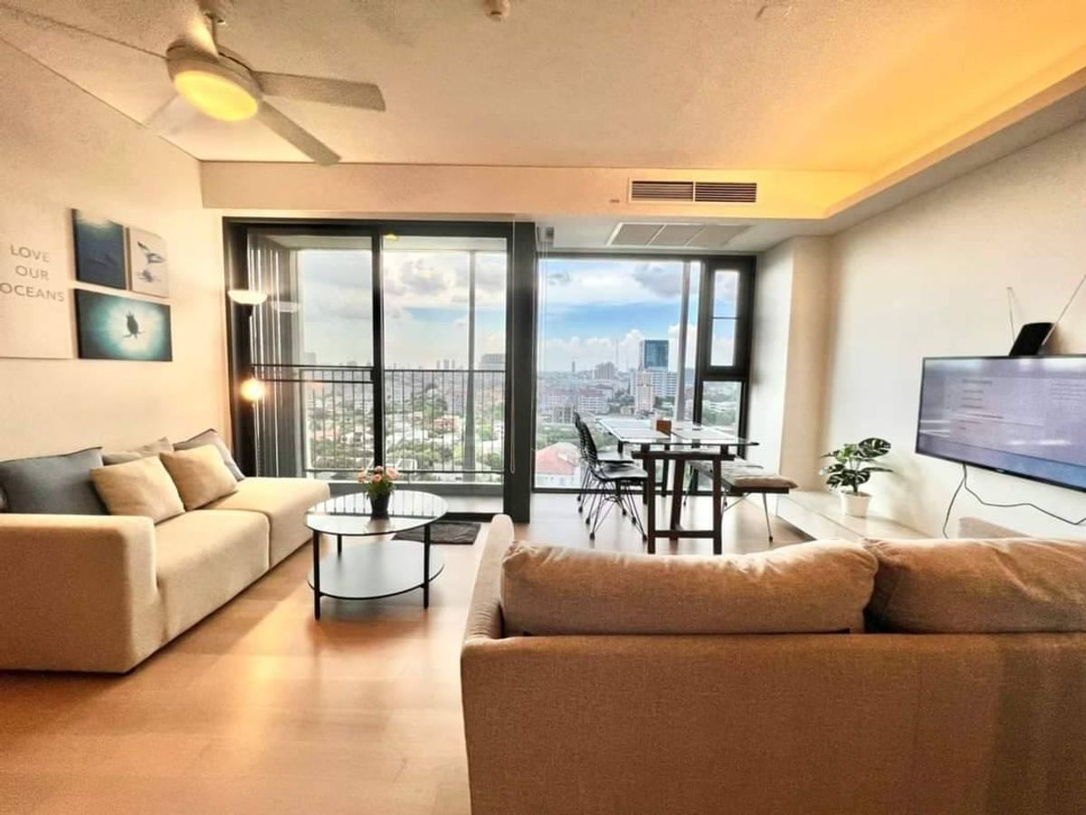ขายคอนโดอารีย์ อนุสาวรีย์ : Siamese Ratchakru 2 Bed 2 Bath