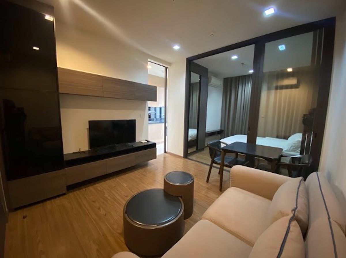 ให้เช่าคอนโดอ่อนนุช อุดมสุข : For Rent!! The Line Sukhumvit 71 🌆1 Bedroom | 1 Bathroom | 30 sq.m. | Fully Furnished💰 Rent : 16,000 THB/month📞 Contact : Aomam (Agent) Tel./Line ID : 095-587-1692 WhatsApp : +66 95 587 1692