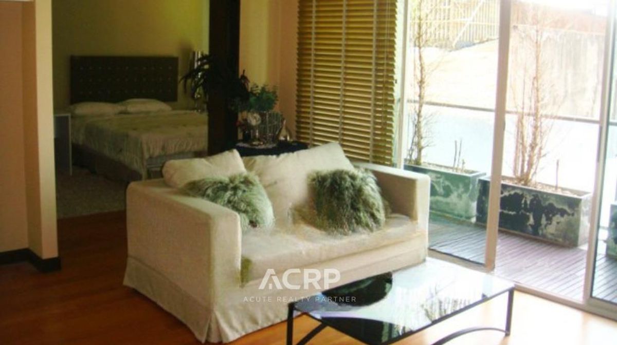 ขายคอนโดสาทร นราธิวาส : ขายคอนโดพร้อมผู้เช่าที่ THE LOFTS YENAKART 69.71 ตรม. 2 ห้องนอน 2 ห้องน้ำ ใกล้สถานีรถไฟฟ้า ช่องนนทรี