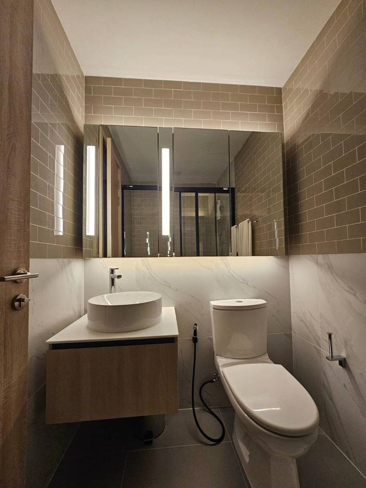 คอนโดราชเทวี พญาไท : XT Phayathai【𝐒𝐄𝐋𝐋 & 𝐑𝐄𝐍𝐓】🔥คอนเซปต์ครีเอทีฟ ห้องโมเดิร์นที่จัดเต็มดีไซน์🔥  ติดต่อไลน์ไอดี: @hacondo