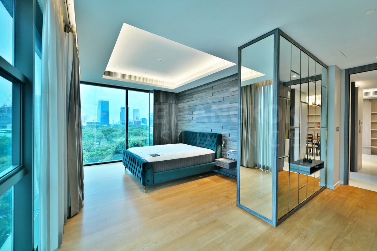 For RentCondoWitthayu, Chidlom, Langsuan, Ploenchit : 𝐄𝐱𝐩𝐞𝐫𝐢𝐞𝐧𝐜𝐞 𝐫𝐞𝐟𝐢𝐧𝐞𝐝 𝐥𝐢𝐯𝐢𝐧𝐠 at Sindhorn Tonson ✨ Elegance & Modern unit, Near BTS Chidlom