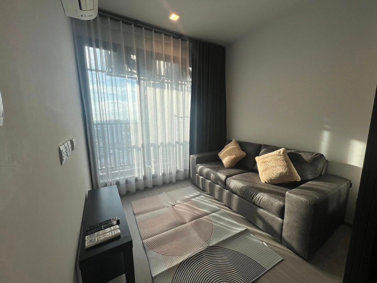 ให้เช่าคอนโดลาดพร้าว เซ็นทรัลลาดพร้าว :  ✨   For Rent :  Life  ladprao  Condo   