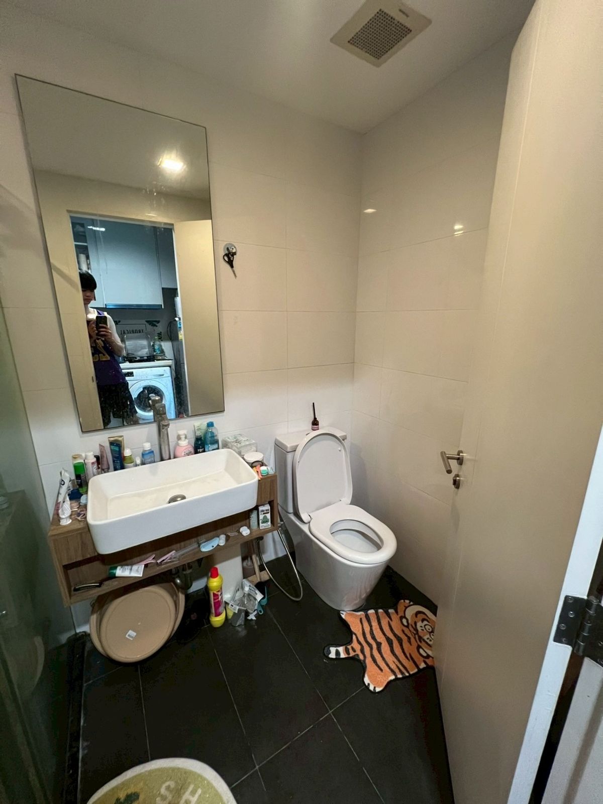 ขายคอนโดพระราม 9 เพชรบุรีตัดใหม่ RCA : ขาย เอ สเปซ ไอดี อโศก - รัชดา สวย ถูก ทำเลดี พร้อมอยู่ ใกล้ MRT พระราม 9 สนใจแอตไลน์ครับ@841qqlnr