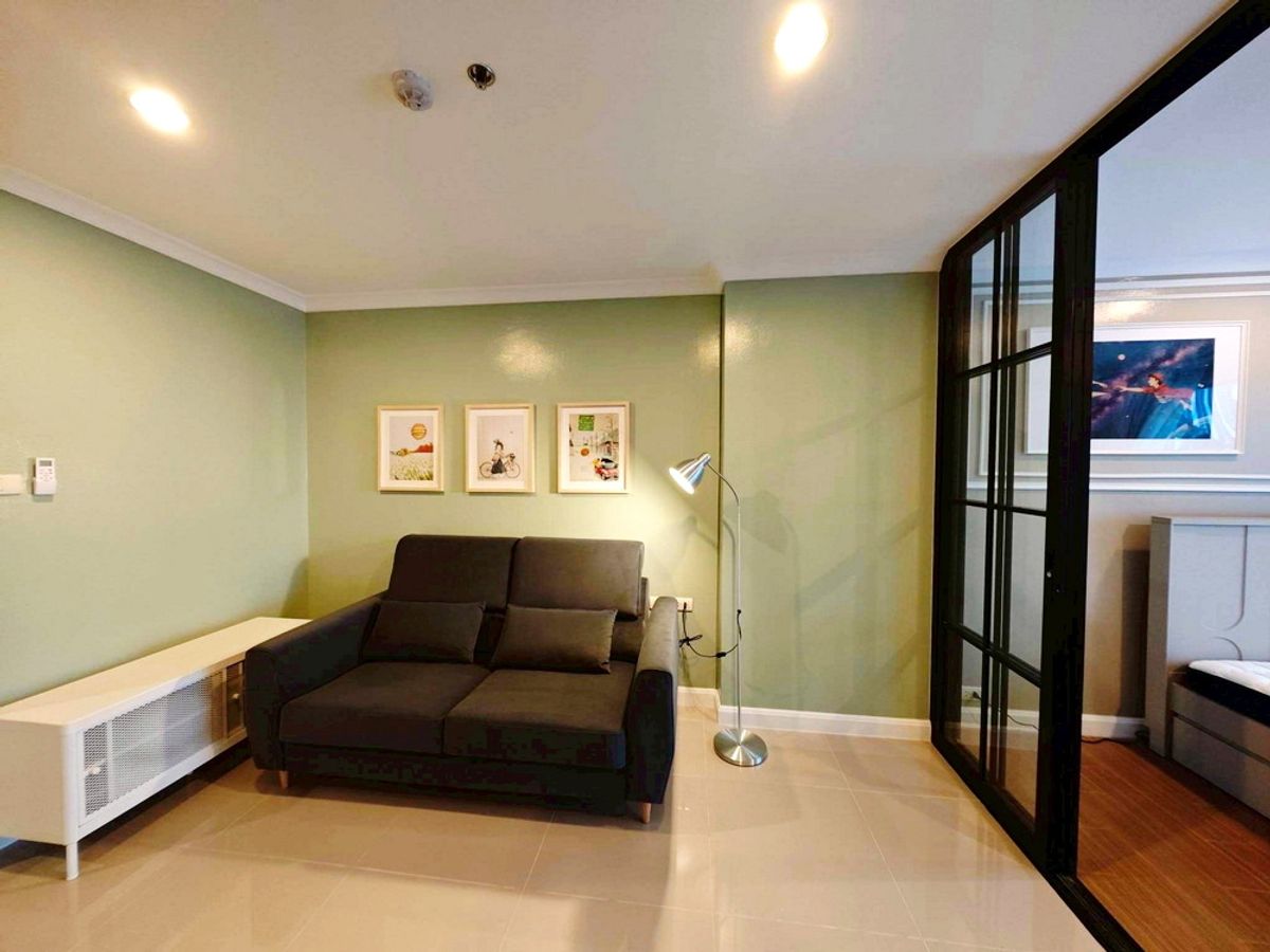 For RentCondoRama9, Petchburi, RCA : For rent Lumpini Place Rama 9 size 37 sqm very nice decorated Building B on 30th floor near Central Rama 9