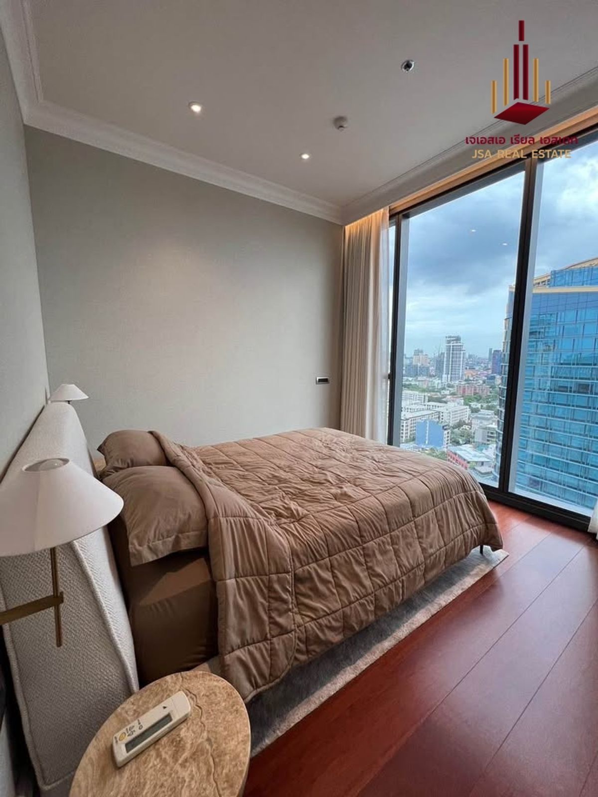 ให้เช่าคอนโดสุขุมวิท อโศก ทองหล่อ : ✨ For Rent: Khun By Yoo Condo ✨  💰 Only 275,000 THB/month