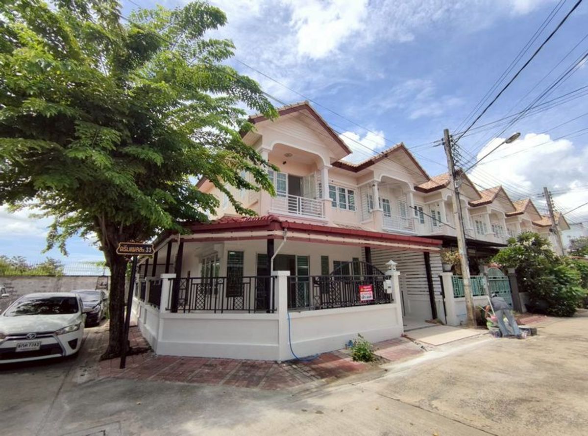 ขายทาวน์โฮมพระราม 5 ราชพฤกษ์ บางกรวย : 🏡 ขายด่วน! ทาวน์โฮม “ดรีมเพลส สวนผัก 32” หลังมุม รีโนเวทใหม่ 🚗ทำเลทอง ราชพฤกษ์ – ตลิ่งชัน เข้าออกได้หลายทาง