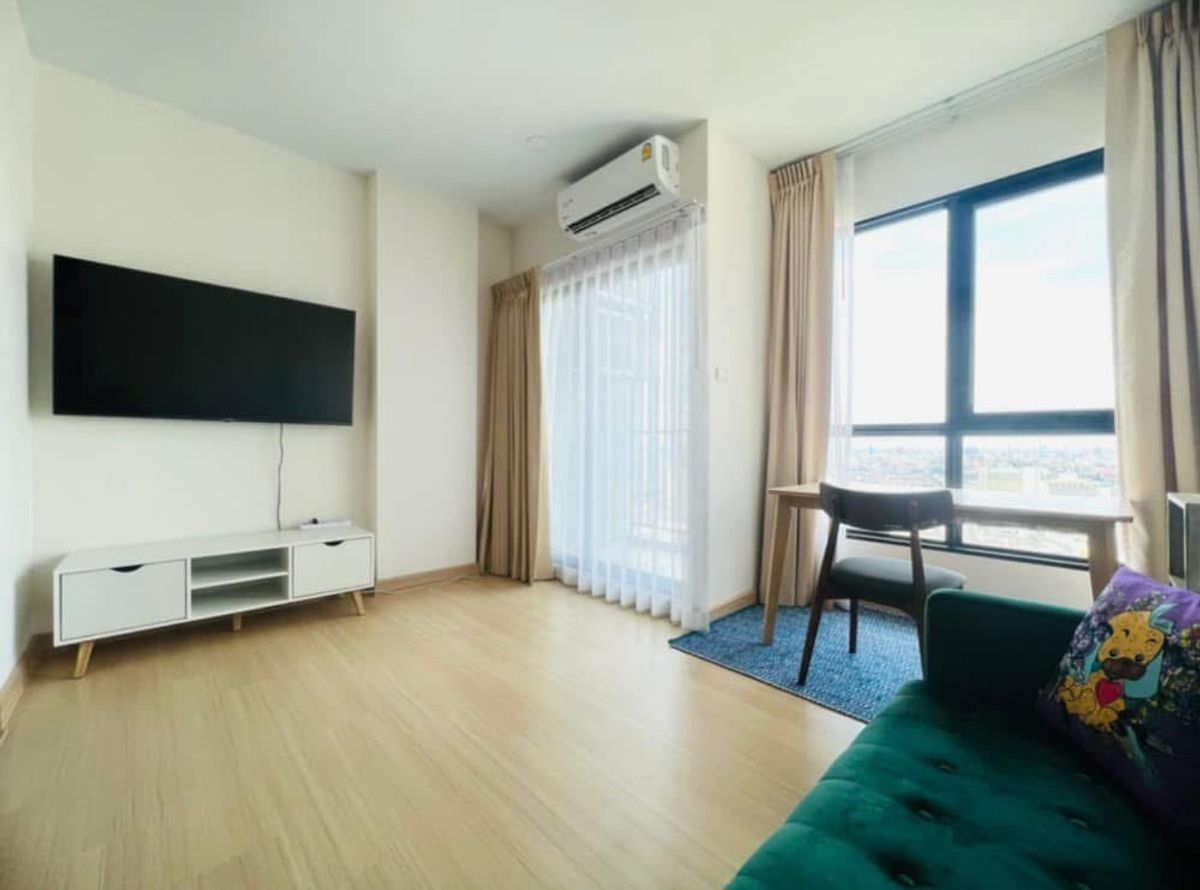 For RentCondoWongwianyai, Charoennakor : ★ Supalai Loft Wongwainyai ★ 35 sq m., 23rd floor (1 bedroom, 1 bathroom), ★ near BTS Wongwian Yai ★ near Charoen Rat Market and ICONSIAM ★ many amenities ★ complete electrical appliances ★