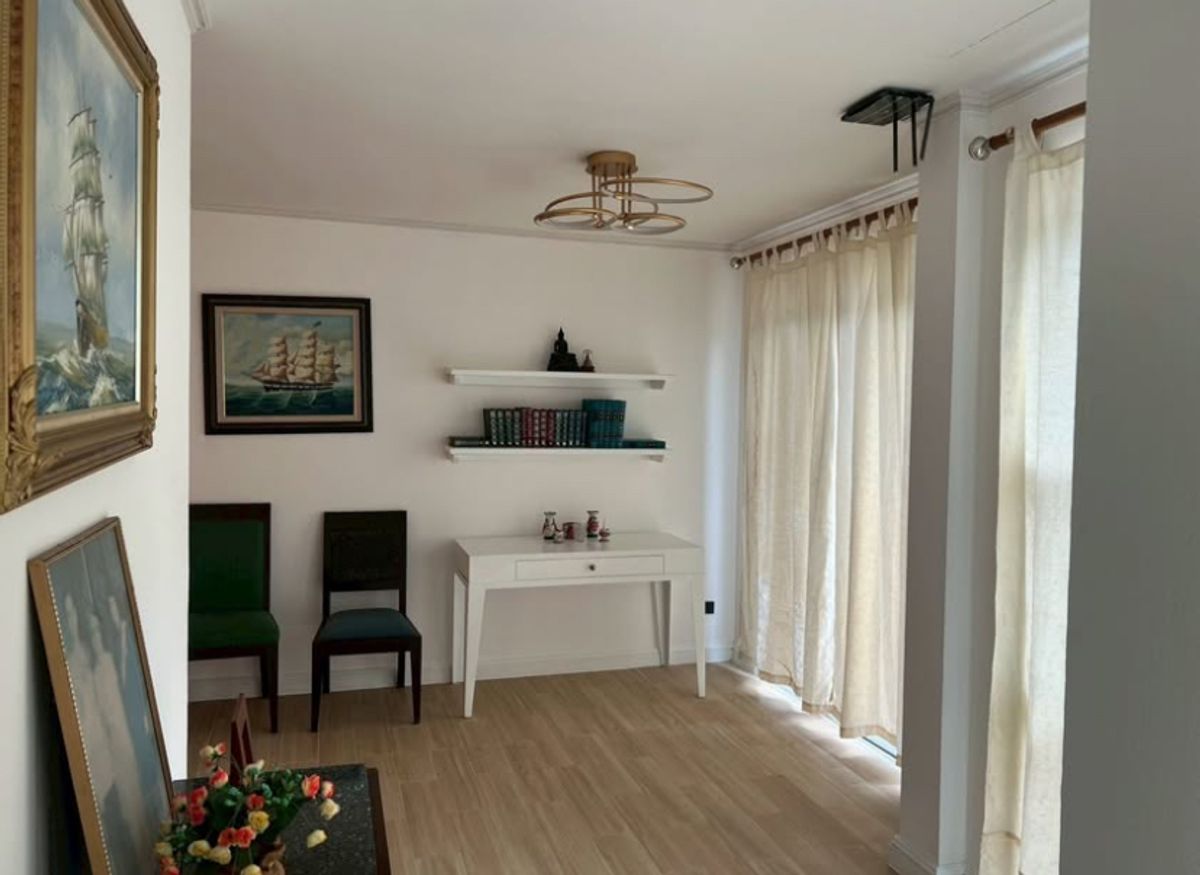 For RentHousePhutthamonthon, Salaya : Rent a waterfront house Krisada Marina, comes with Glasshouse, a private waterfront near Central Salaya.