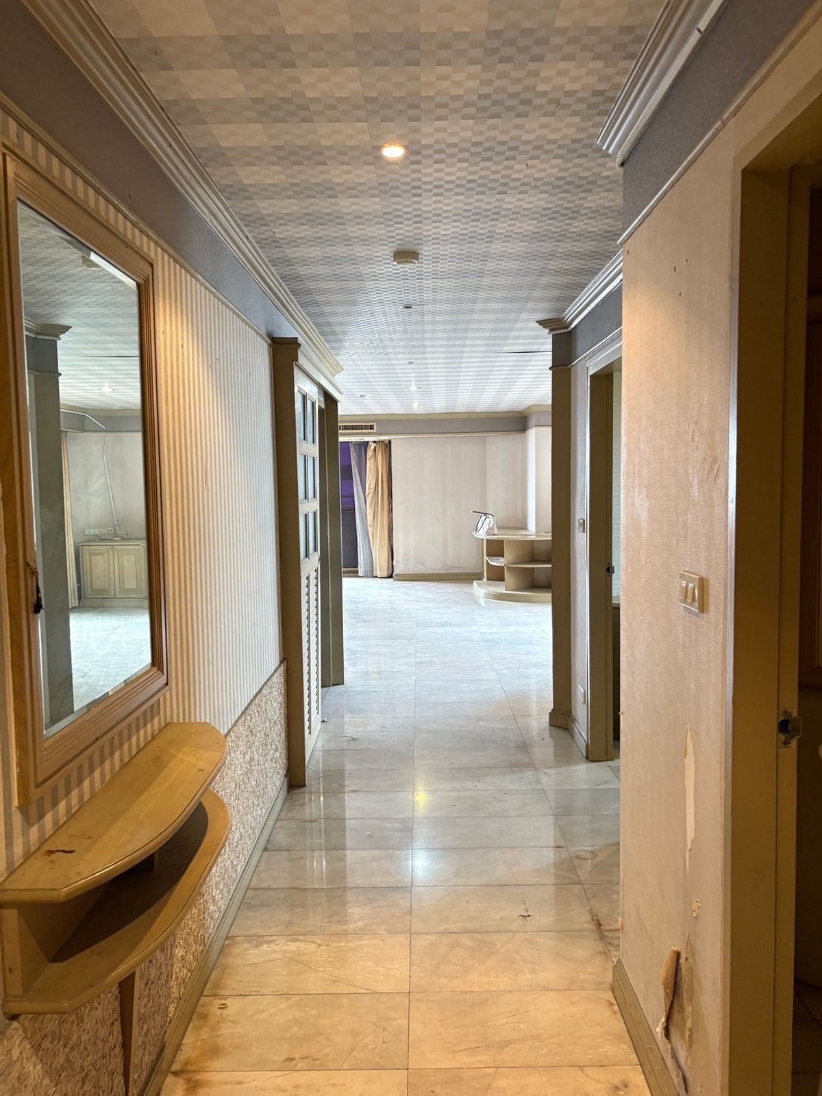 For SaleCondoPattanakan, Srinakarin : FQ for sale condo, Floraville, price 4,990,000 baht [kos250901]