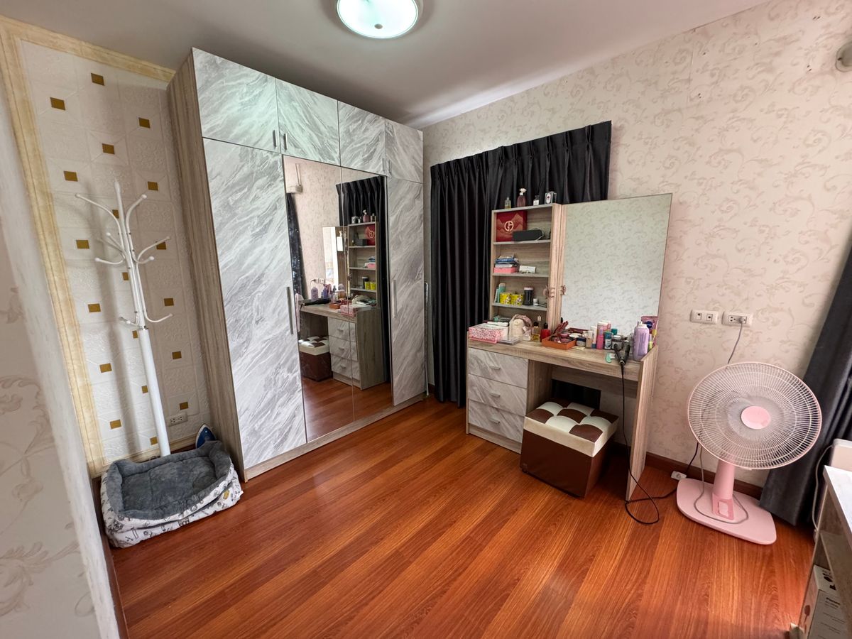 For SaleTownhomePathum Thani,Rangsit, Thammasat : 🏡 Sell townhome after the largest price corner in the project