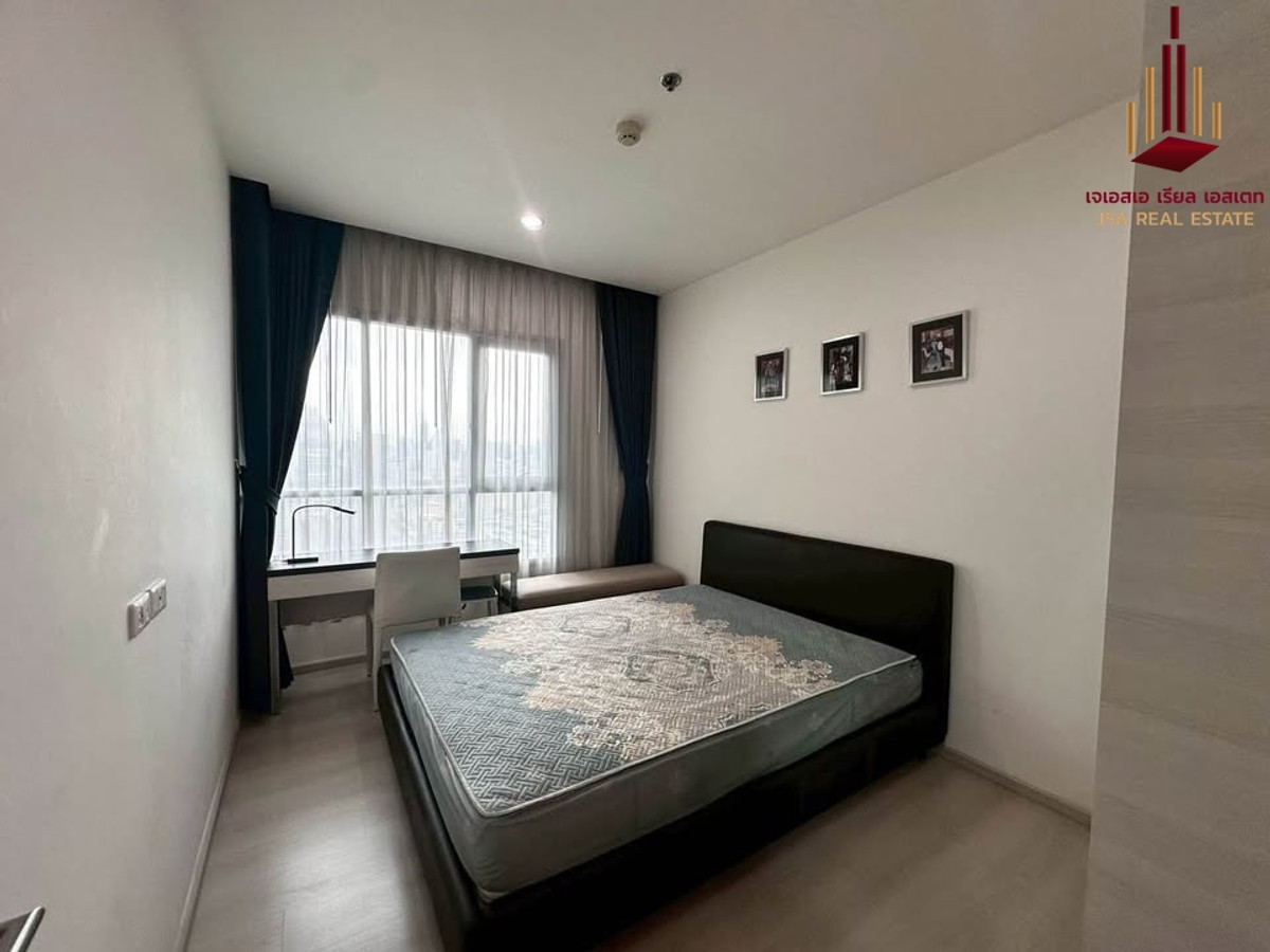 For SaleCondoRatchadapisek, Huaikwang, Suttisan : ✨ For Sale: Life Ratchadapisek Condo ✨ 💰 ONLY 3,800,000 THB