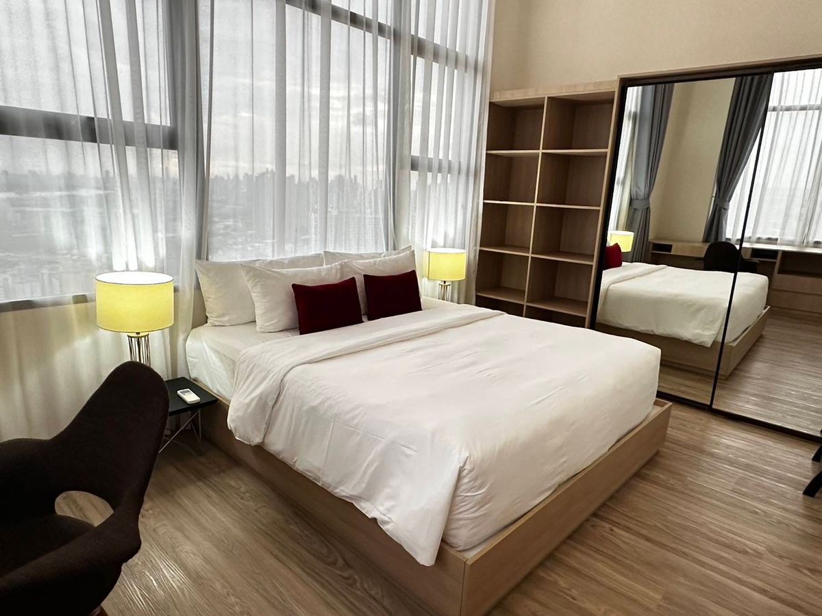 For SaleCondoOnnut, Udomsuk : Ramada Residence (Sukhumvit48) 2 bedrooms, 1 bathroom 66SQM. Good sales position.