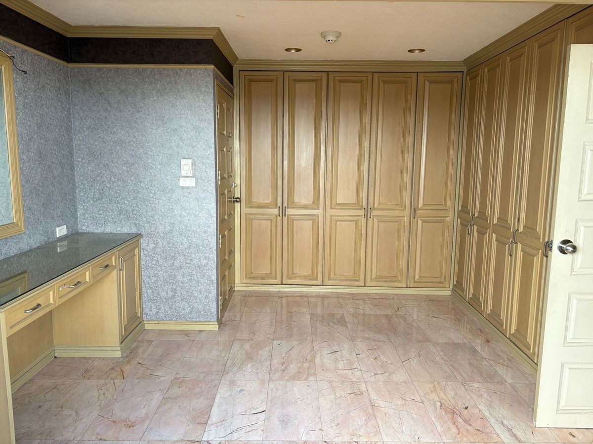 ขายคอนโดพัฒนาการ ศรีนครินทร์ : FQ ขายคอนโด Floraville  ราคา 4,990,000 บาท [KOs250901]