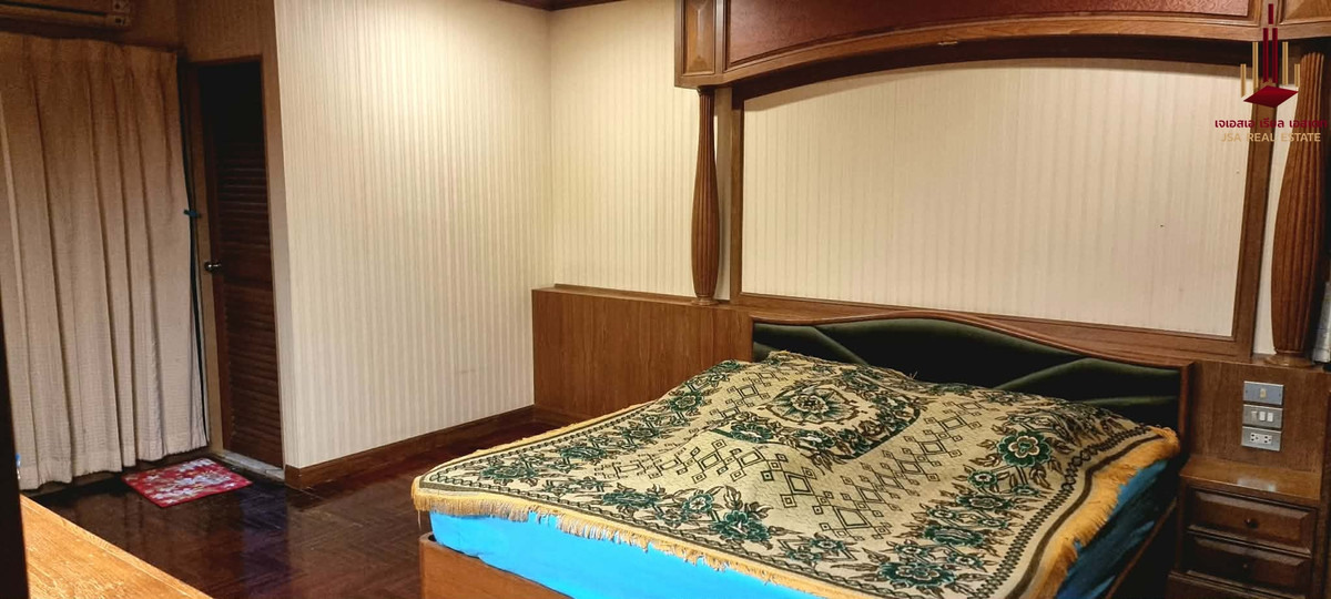 For SaleCondoRatchathewi,Phayathai : ✨ For Sale: Phayathai Plaza Condo ✨ 💰 ONLY 6,500,000 THB