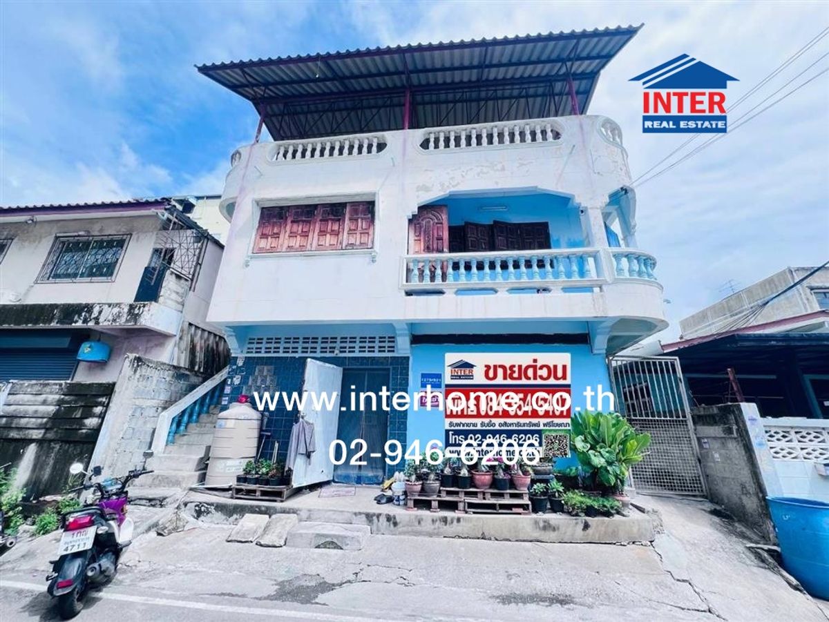For SaleTownhomeSamut Prakan,Samrong : 3 floors rental room, 35 sq.w. Rental Room Soi Bang Pu 47, Sukhumvit Road, Srinakarin Road Mueang Samut Prakan, Samut Prakan