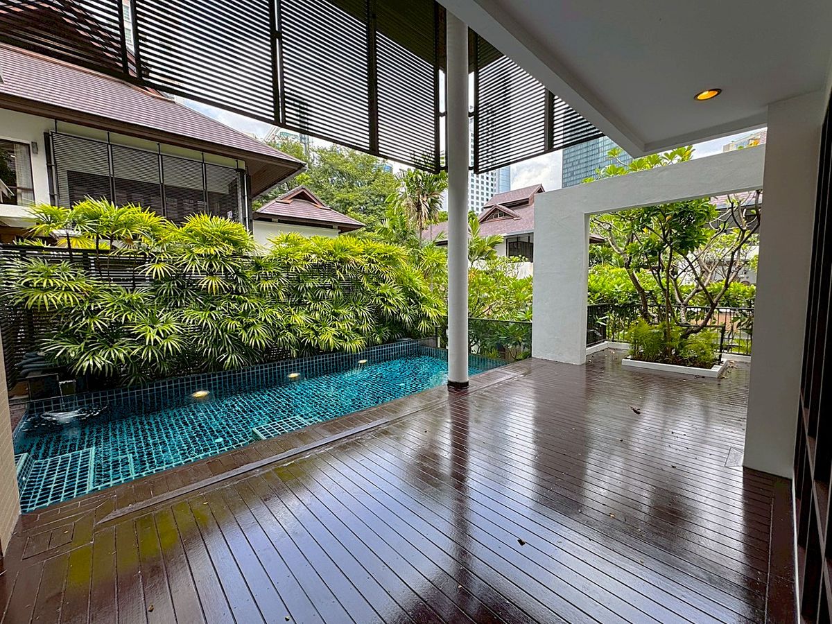 For RentHouseSukhumvit, Asoke, Thonglor : Luxury House with Private Swimming Pool in the Heart of Asoke ** NO CO-AGENT ** 