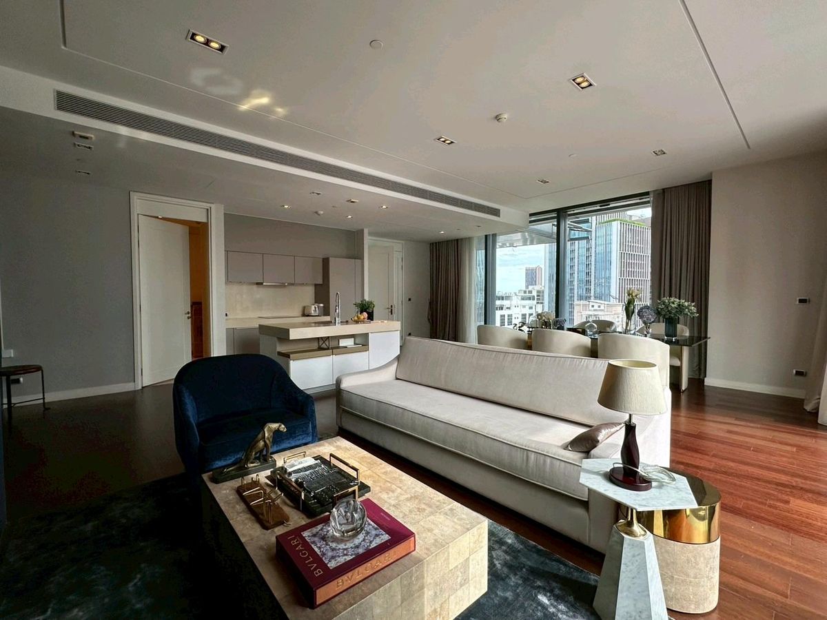 ให้เช่าคอนโดสุขุมวิท อโศก ทองหล่อ : 𝗙𝗢𝗥 𝗥𝗘𝗡𝗧 | Marque Sukhumvit 39 | 2 Bedrooms | 135 Sq.m.