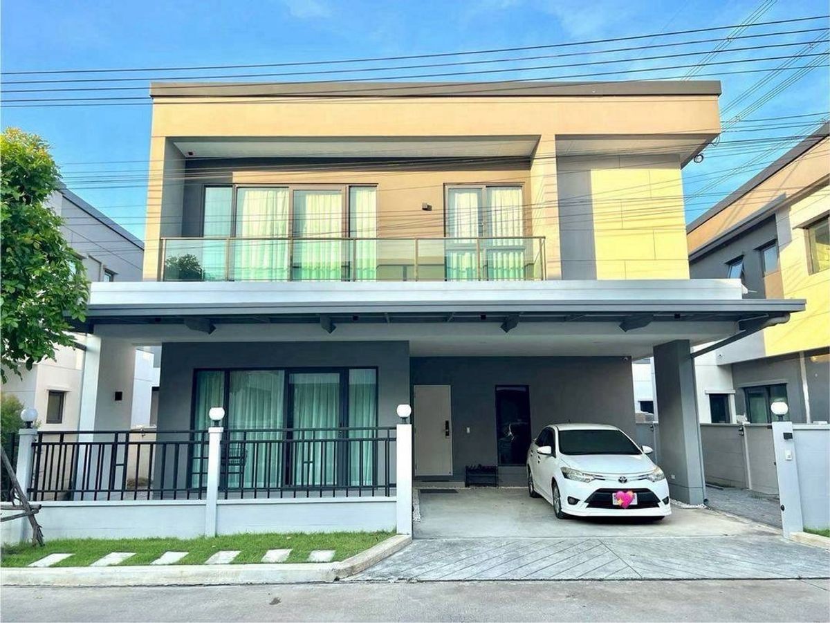 For SaleHousePathum Thani,Rangsit, Thammasat : House for sale in Centro Don Mueang-Chaeng Watthana (LVC20006)