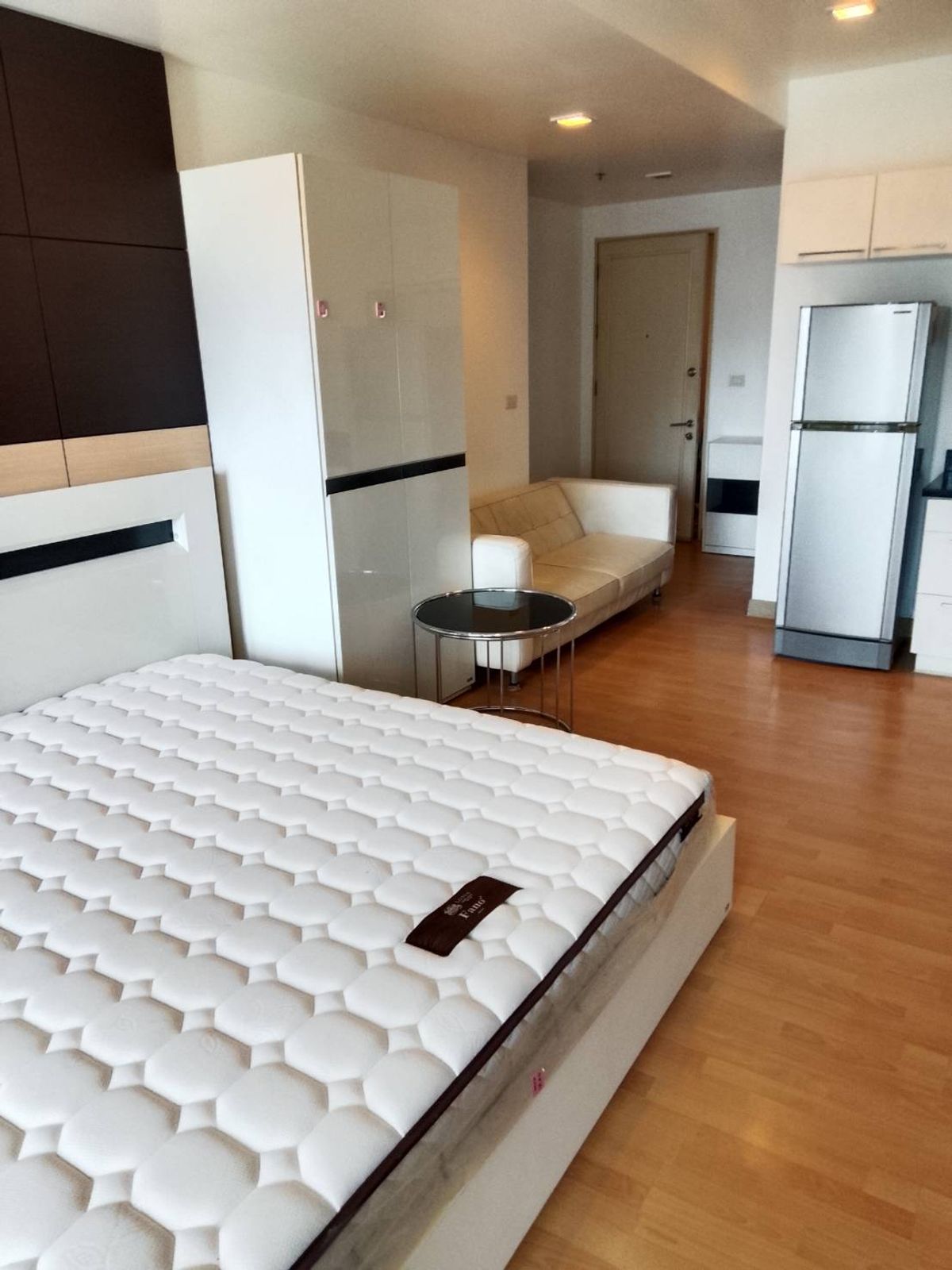 ให้เช่าคอนโดสุขุมวิท อโศก ทองหล่อ : ให้เช่า Nusasiri Grand Ekkamai ห้องสตูขนาดใหญ่ใจกลางเอกมัยในราคาสุดคุ้ม 🔥อีกทั้งยังเข้า - ออกเมืองได้สะดวก เหมาะสำหรับการพักอาศัย ในราคาเพียง 21K/เดือน เท่านั้นน