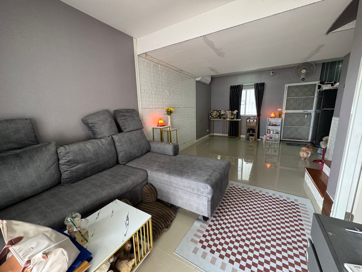 For SaleTownhomePathum Thani,Rangsit, Thammasat : 🏡 Sell townhome after the largest price corner in the project