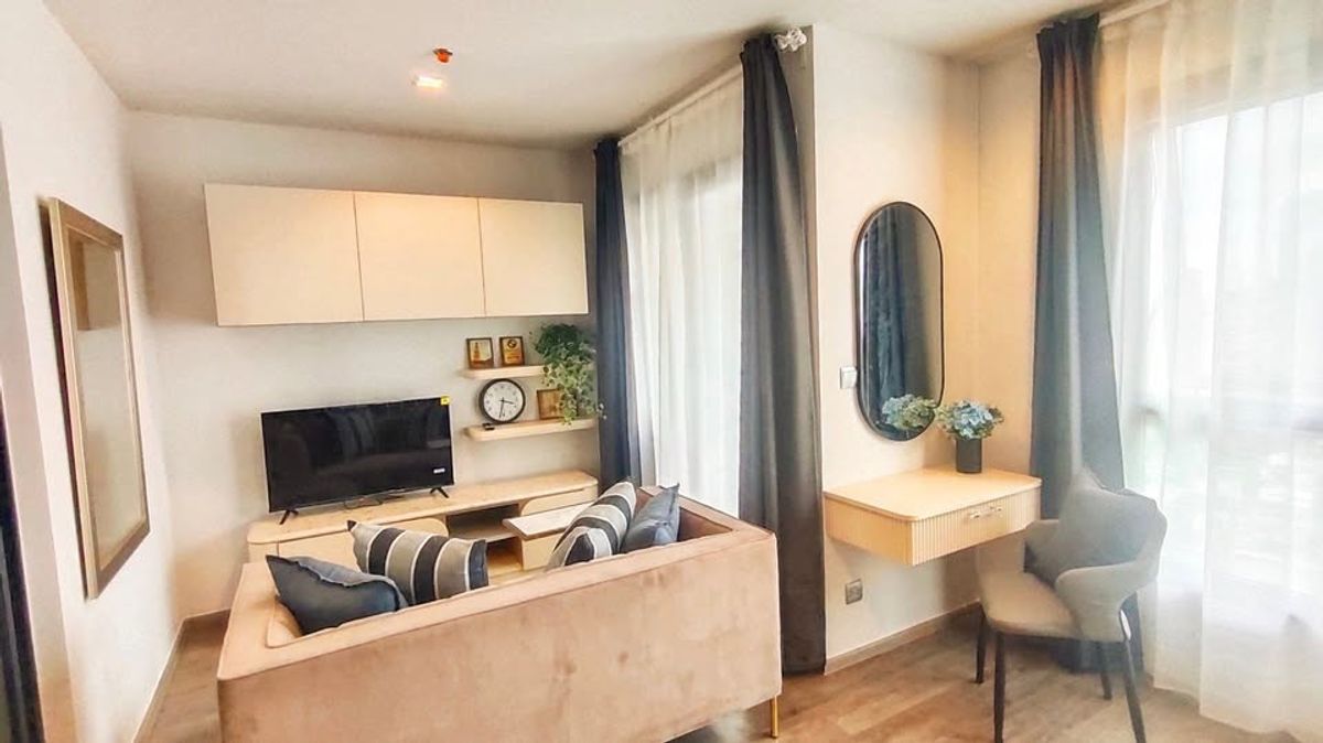 For RentCondoLadprao, Central Ladprao : 🔥 For rent Life Ladprao Valley (Life Ladprao Valley) 🔥 📍 Next to BTS Ladprao Intersection 🚆 Just a few steps away