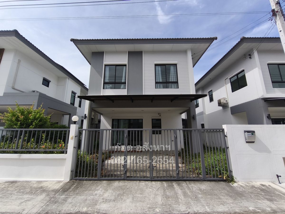 For SaleHousePhutthamonthon, Salaya : 2 -story twin house for sale, Sena Ville Borommaratchachonnani Project - Line 5 (after Central Salaya)