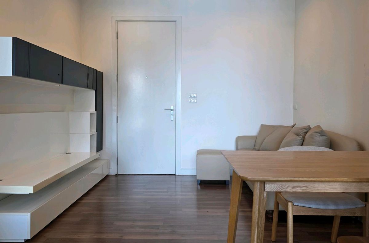 For SaleCondoOnnut, Udomsuk : The Room Sukhumvit 62 (45 sq.m., 1 bedroom, good price! The most in the project (111, XXX BAHT/SQ.M.)