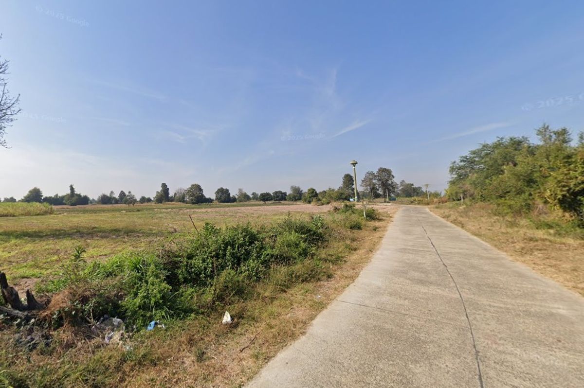 ขายที่ดินโคราช นครราชสีมา : ขาย ที่ดินเปล่า 7-2-30 ไร่ ต.หนองระเวียง อ.เมือง นครราชสีมา ห่างทางหลวง 290 เพียง 750 ม.