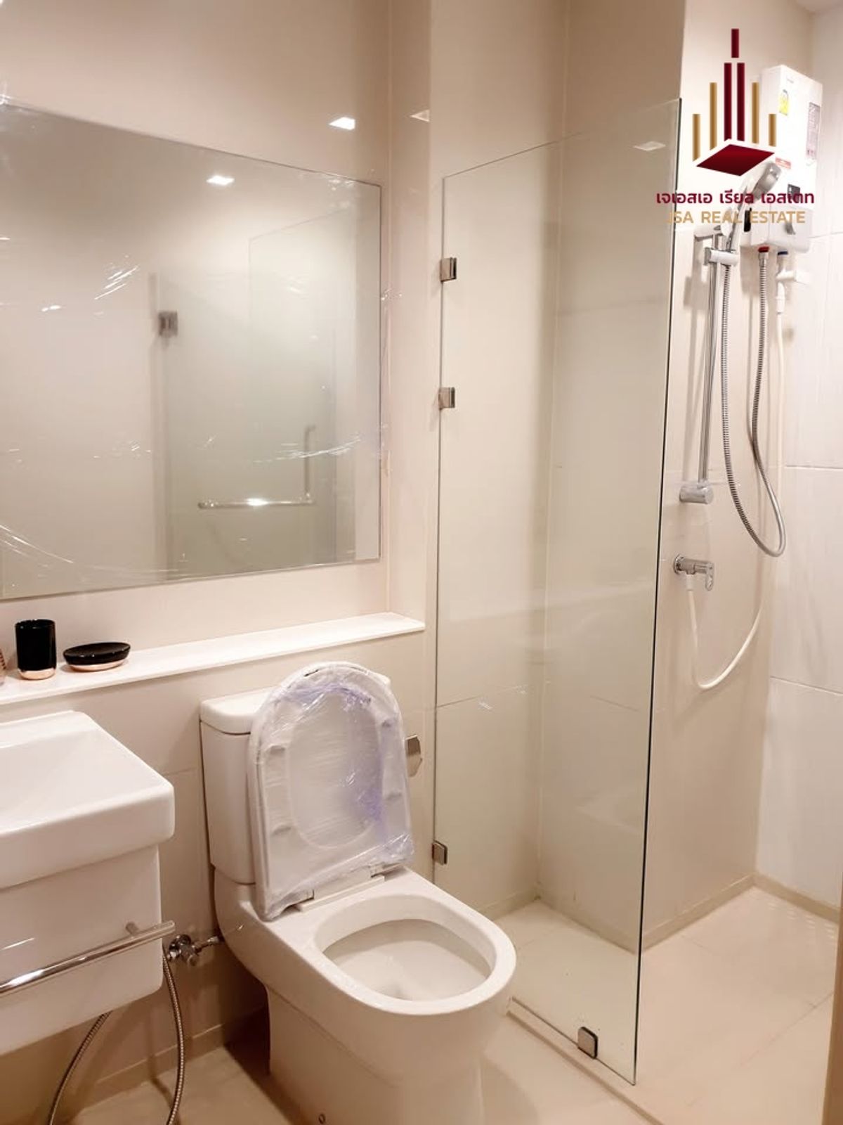 ให้เช่าคอนโดวิทยุ ชิดลม หลังสวน : ✨ For Rent: Life One Wireless Condo ✨  💰 Only 22,000 THB/month