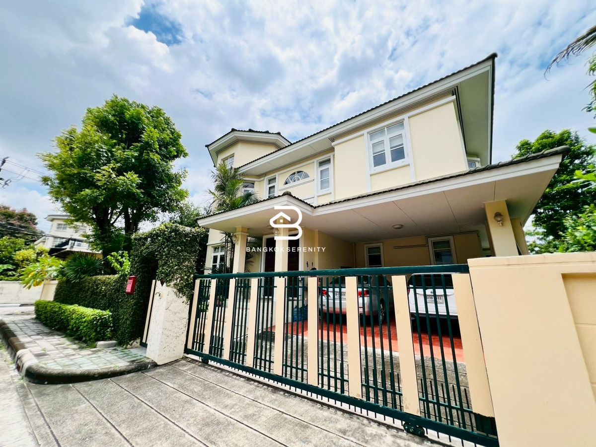 For RentHouseLadkrabang, Suwannaphum Airport : House for rent at Golden Nakara Onnut 65