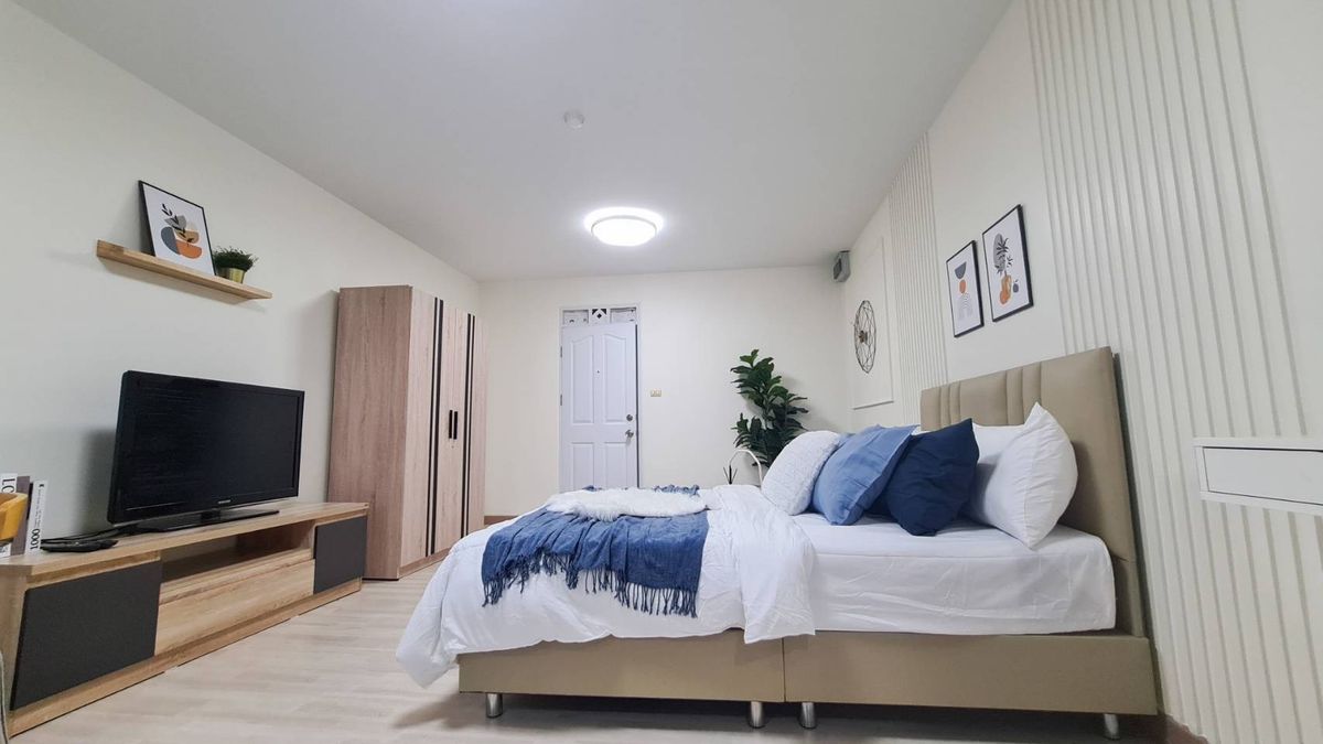 For RentCondoRatchadapisek, Huaikwang, Suttisan : Rent 10000 baht. Cityhome Ratchada, renovated room, renovated with