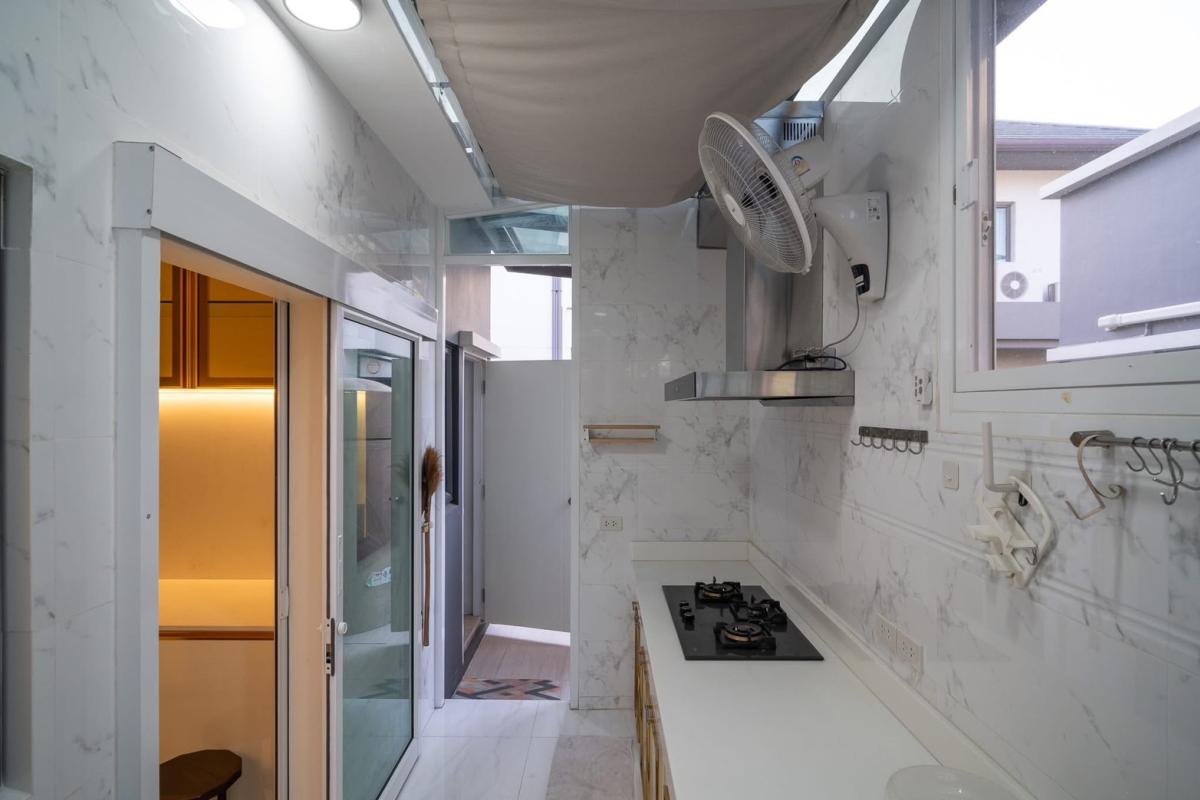 For RentHousePattanakan, Srinakarin : Luxury house for rent Ready to move in Bangkok Boulevard Rama 9 project, rental price 120,000 baht/month.