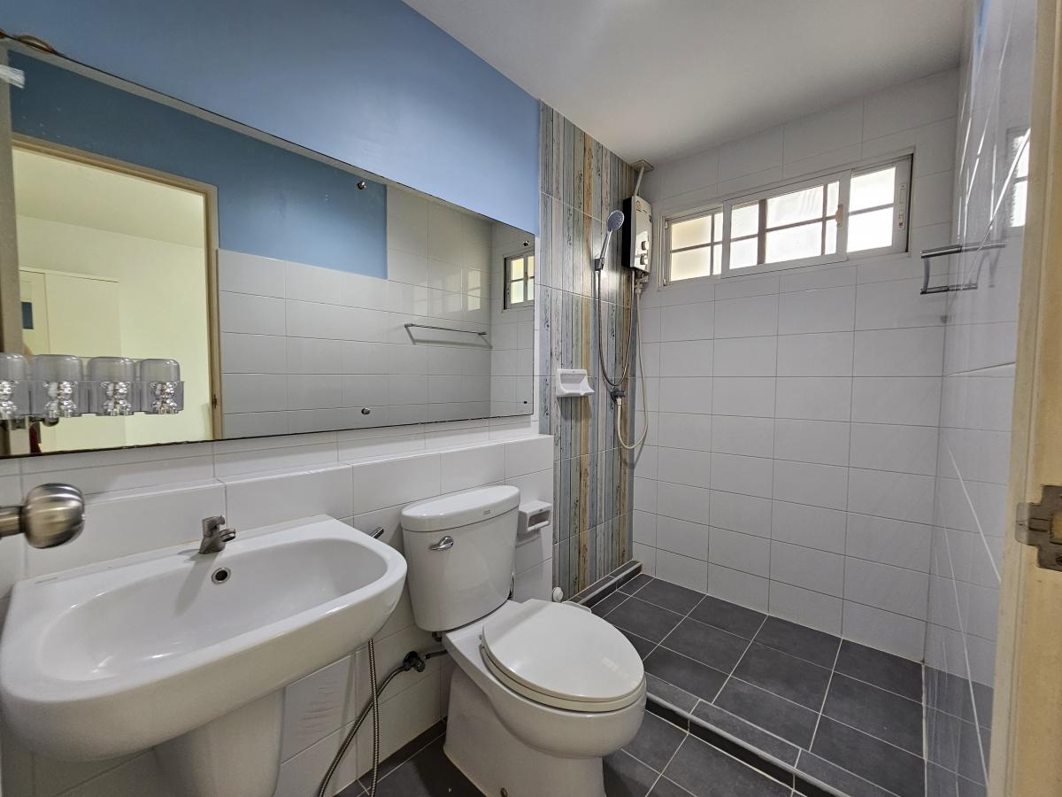 ให้เช่าทาวน์โฮมบางนา แบริ่ง ลาซาล : 28/02/2026, บ้านทาวน์โฮม Indy Bangna 2 ห้องนอน พร้อมอยู่ ใกล้ทางด่วน เช่าราคาเพียง 22,000 บาท/เดือน ทำเลดี ใกล้แหล่งงานและช็อปปิ้ง