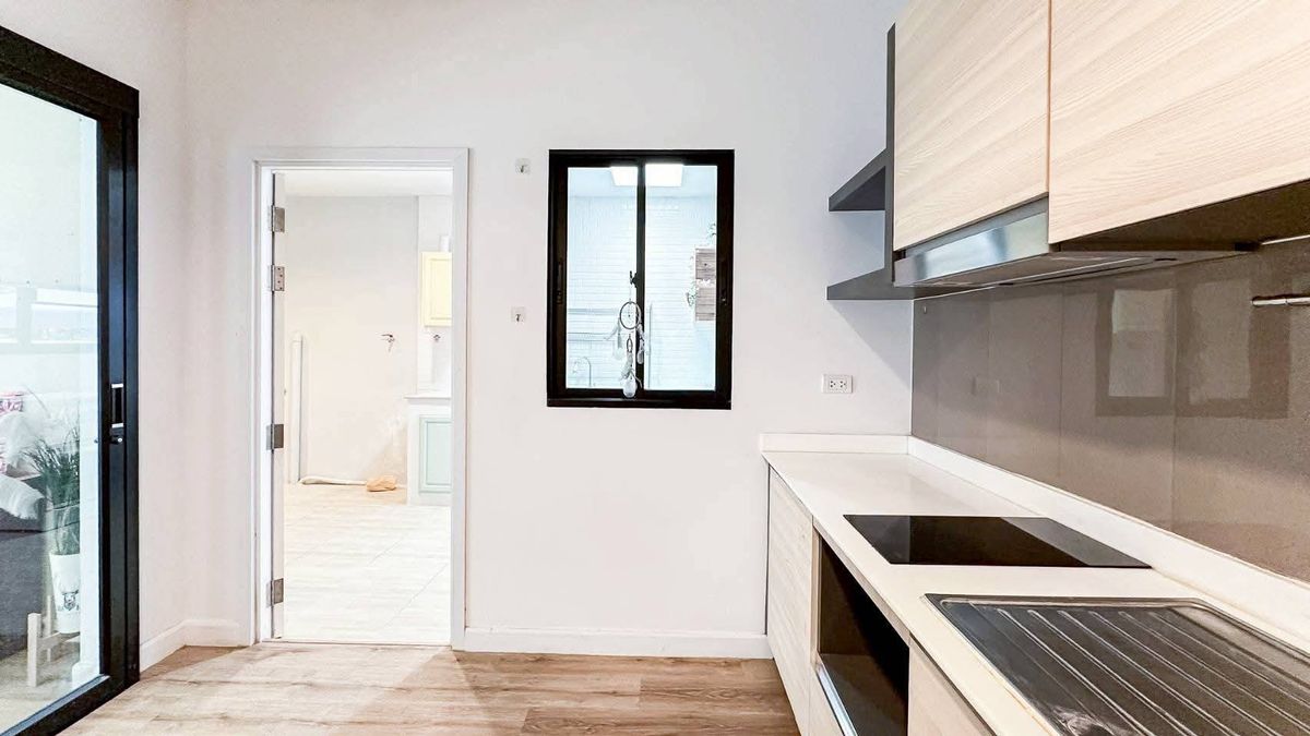 ขายบ้านนวมินทร์ รามอินทรา : บ้านสวยพร้อมอยู่ เสนาพาร์ค วิลล์ รามอินทรา-วงแหวน 3 ใกล้แฟชั่นไอส์แลน