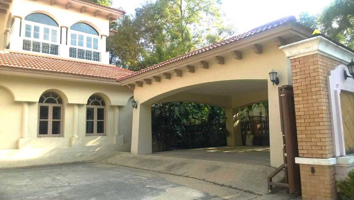 ให้เช่าบ้านบางนา แบริ่ง ลาซาล : ให้เช่าบ้านเดี่ยว 351 ตารางวา  ม.พฤกษ์ภิรมย์ รีเจ้นท์ สุขุมวิท105 แบริ่ง-ลาซาล (ใกล้BTSแบริ่ง)  แขวงบางนาใต้  เขตบางนา กรุงเทพ10270