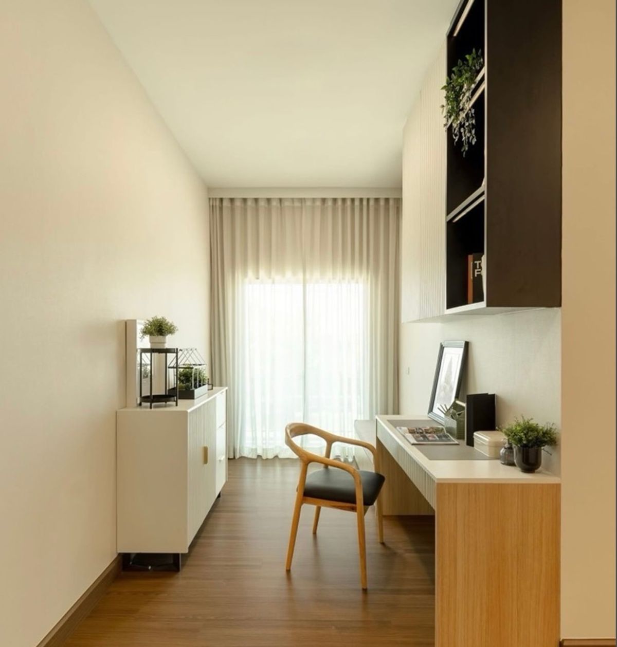 ขายบ้านบางนา แบริ่ง ลาซาล : ขายบ้านเดี่ยว 2 ชั้น โครงการ บริทาเนีย บางนา - ศรีวารี สวย ตามรูป พร้อมอยู่ ใกล้ ศูนย์การค้าเมกะ บางนา @841qqlnr