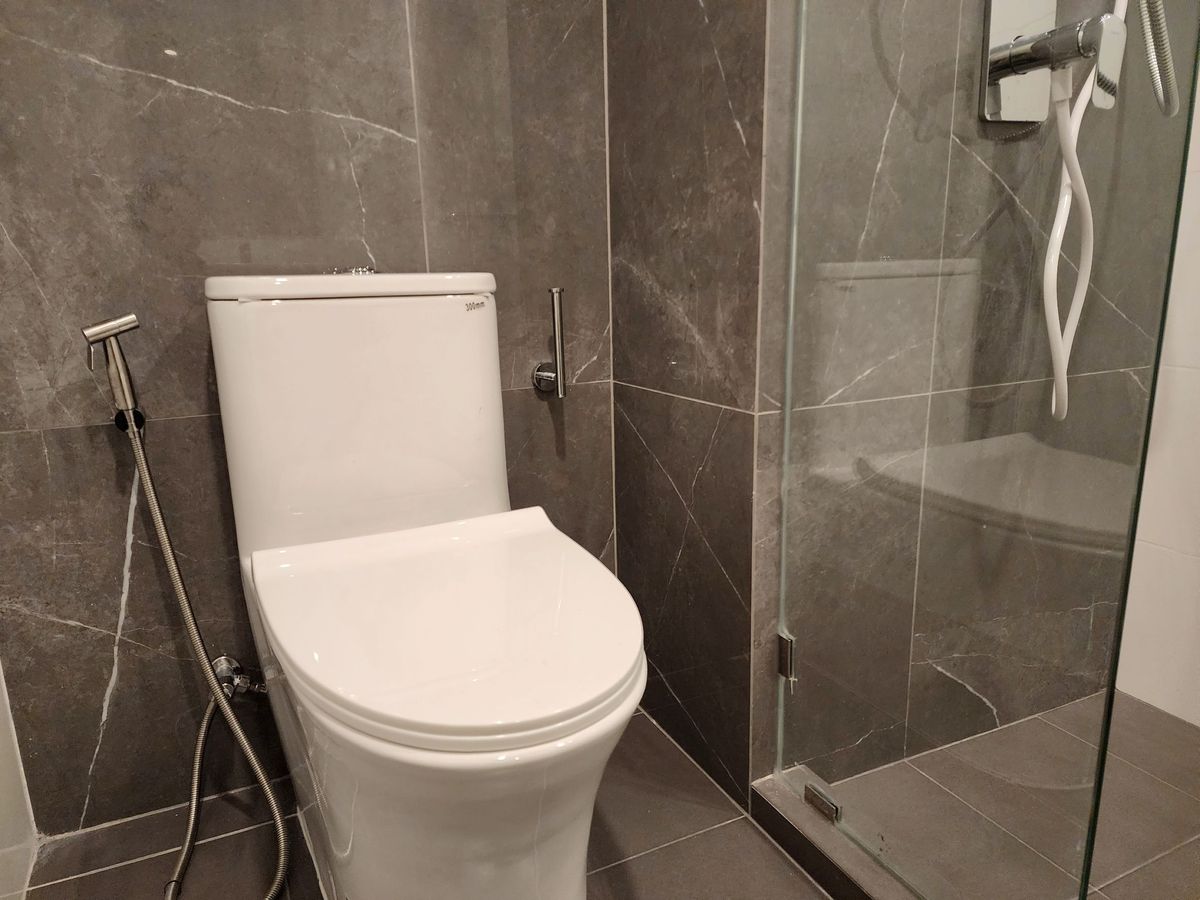 ให้เช่าคอนโดระยอง : 🏢✨ ให้เช่า คอนโดใหม่ | Brixton Rayong (บริกซ์ตัน ระยอง)  คอนโดกลางเมืองระยอง 🏫 ใกล้โรงเรียน ใกล้ห้าง เดินทางสะดวก 🚗