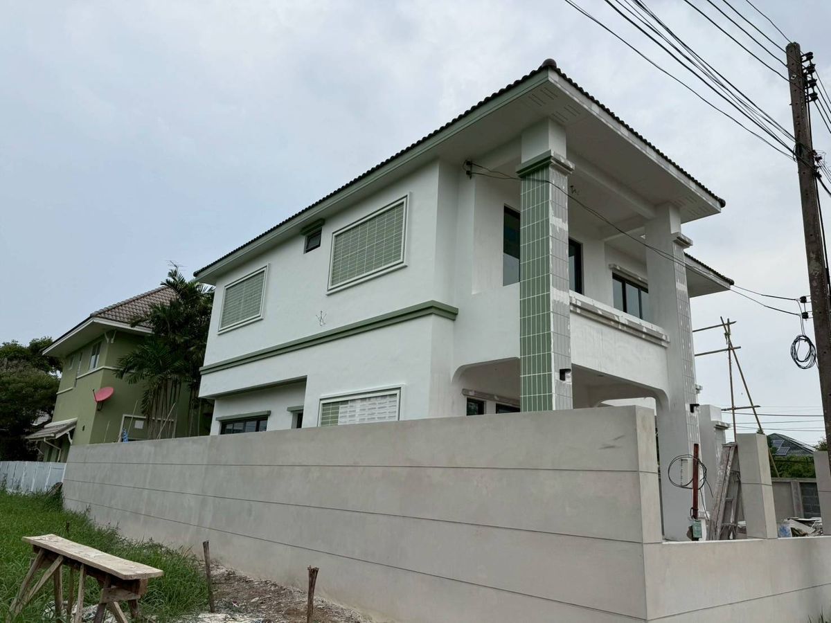 ให้เช่าบ้านปทุมธานี รังสิต ธรรมศาสตร์ : โทร. 081-632-0632 ให้เช่าบ้านเดี่ยว 2 ชั้น สร้างใหม่ หลังใหญ่ หมู่บ้านสีวลี รังสิต คลอง 2 ใกล้ฟิวเจอร์พาร์ครังสิต สนามบินดอนเมือง ไม่มีเฟอร์นิเจอร์ อยู่อาศัย