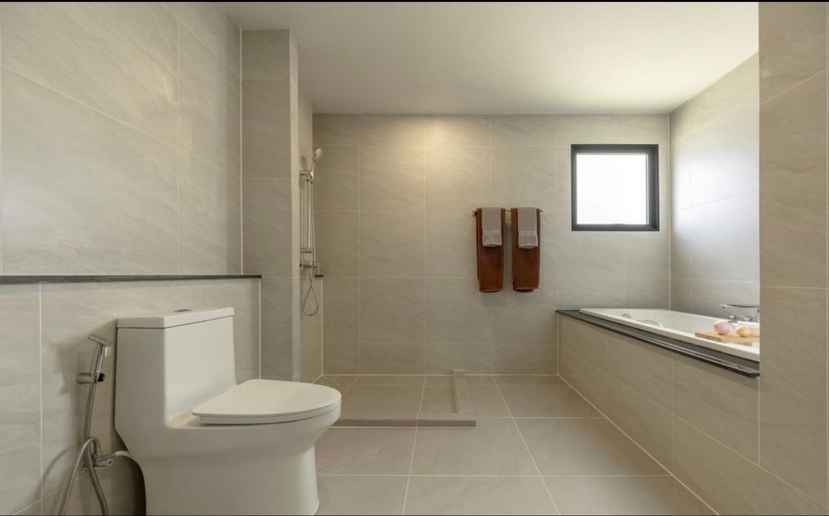 ขายบ้านบางนา แบริ่ง ลาซาล : ขายบ้านเดี่ยว 2 ชั้น โครงการ บริทาเนีย บางนา - ศรีวารี สวย ตามรูป พร้อมอยู่ ใกล้ ศูนย์การค้าเมกะ บางนา @841qqlnr