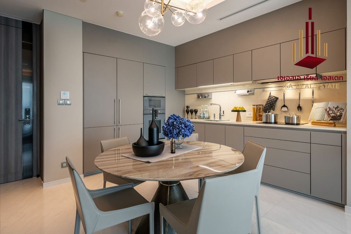 For SaleCondoWitthayu, Chidlom, Langsuan, Ploenchit : ✨ For Sale: Sindhorn Tonson Condo ✨ 💰 ONLY 21,900,000 THB