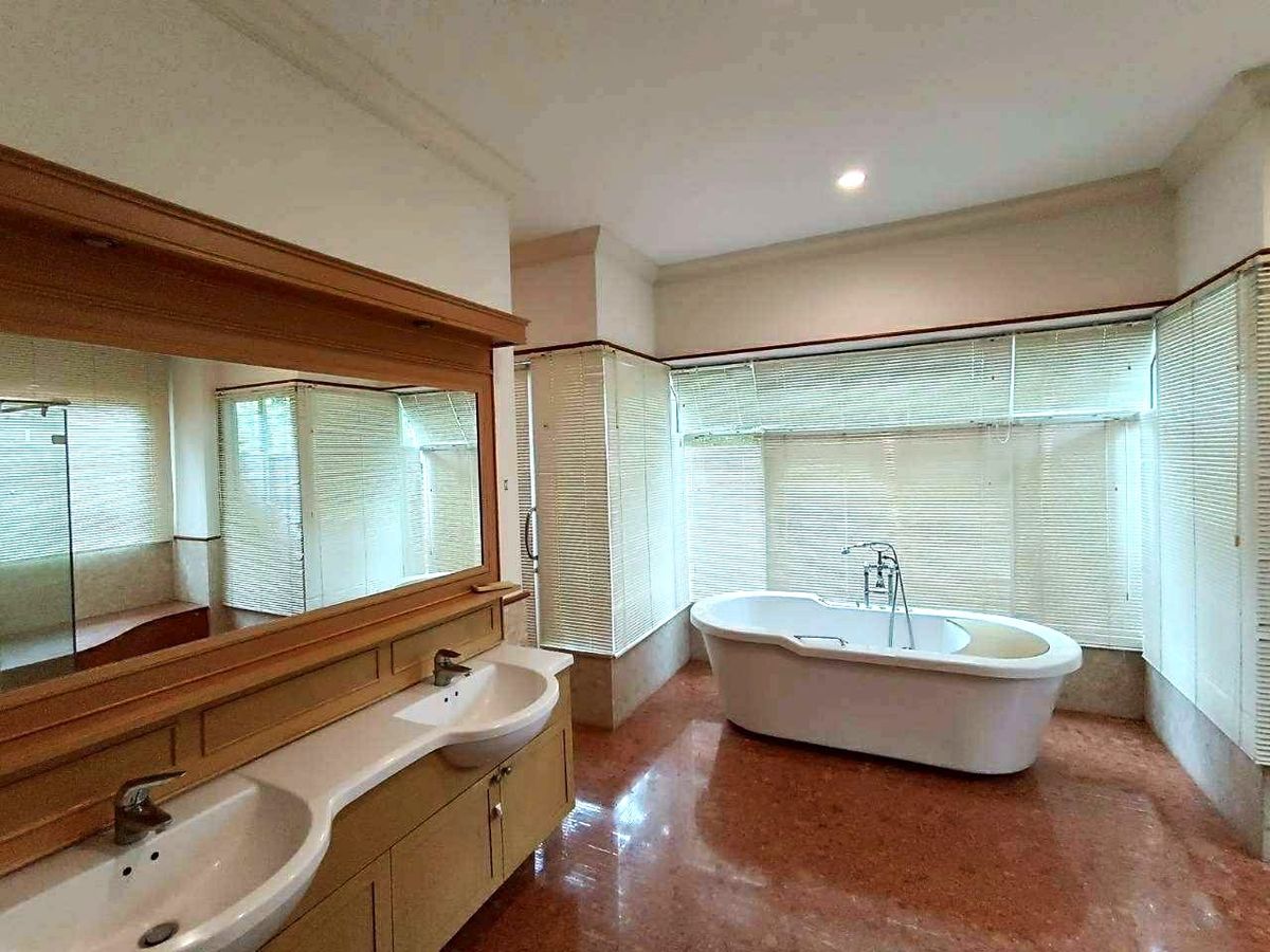 ให้เช่าบ้านบางนา แบริ่ง ลาซาล : ให้เช่าบ้านเดี่ยว 351 ตารางวา  ม.พฤกษ์ภิรมย์ รีเจ้นท์ สุขุมวิท105 แบริ่ง-ลาซาล (ใกล้BTSแบริ่ง)  แขวงบางนาใต้  เขตบางนา กรุงเทพ10270