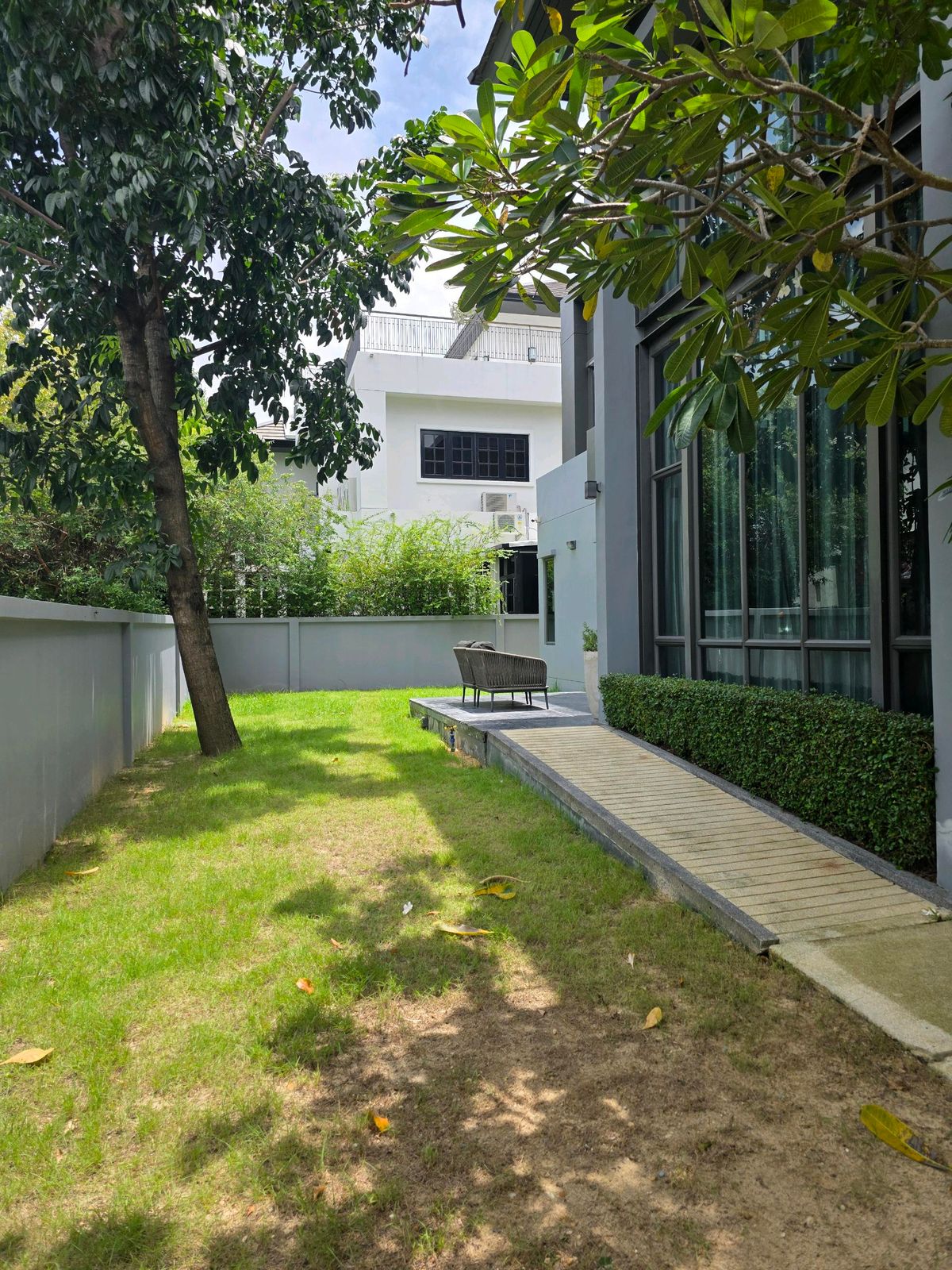 HousePattanakan, Srinakarin : 🏛 #Sell / #Rent - Grand Bangkok Boulevard Rama 9flagship Residence, the most potential location on Krungthep Kreetha Road - only 50 meters from Wellington College Bangkok