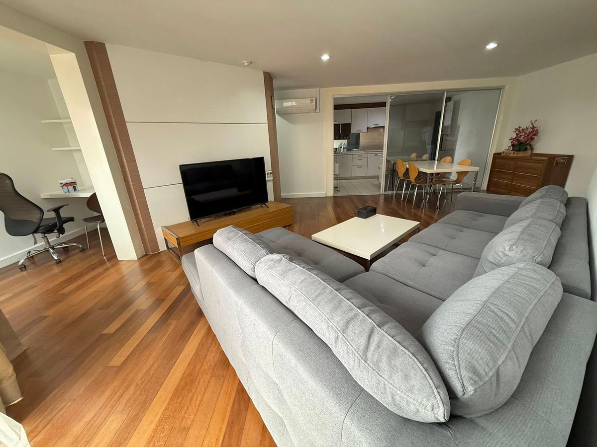 For RentCondoSathorn, Narathiwat : Belle Park Residence Condo For Rent 2-Bedroom 94 SQM Sathorn - Narathiwas Fully Furnished