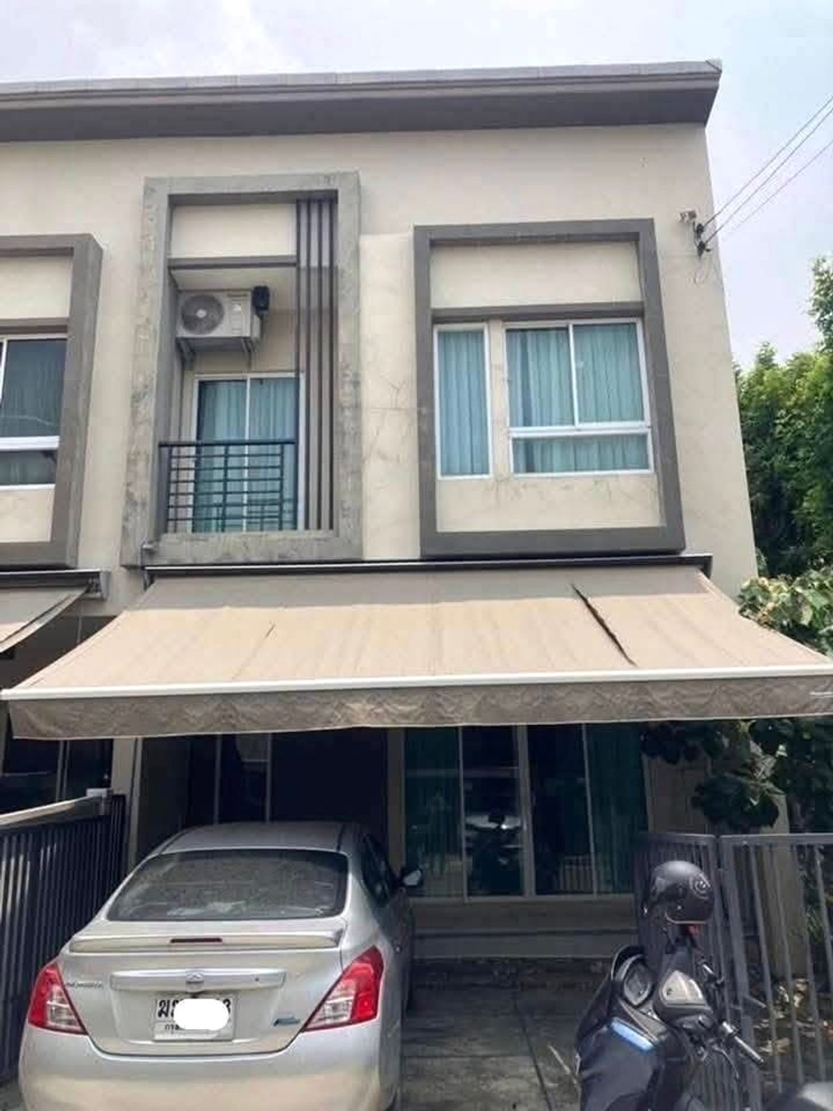 ให้เช่าทาวน์โฮมลาดกระบัง สุวรรณภูมิ : ให้เช่าทาวน์โฮม บ้านกลางเมือง สวนหลวง ร.9 ใกล้ mega bangna เลี้ยงสัตว์ได้